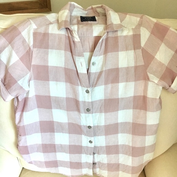 Abercrombie & Fitch button down top - Picture 1 of 4